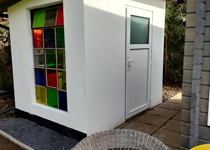 Wind In Den Weiden, Uebernachten Am Bachlauf