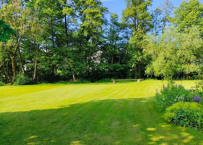 Wind In Den Weiden, Uebernachten Am Bachlauf Hébergement de vacances *